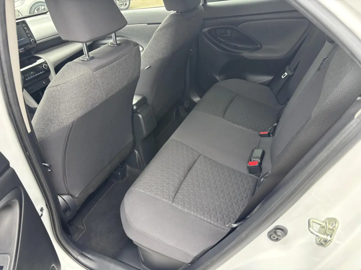 1.5 Hybrid First Edition | Carplay | Camera | 17 inch | Adaptive Cruise Control