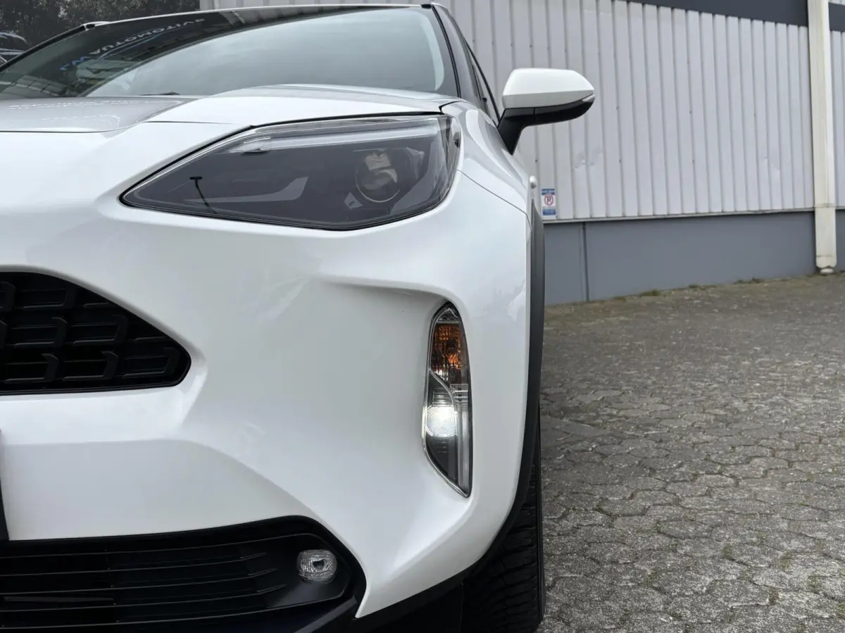 1.5 Hybrid First Edition | Carplay | Camera | 17 inch | Adaptive Cruise Control
