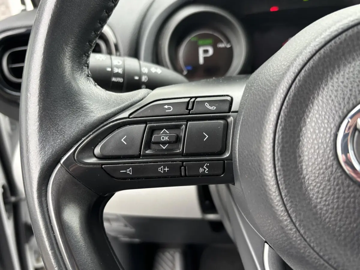 1.5 Hybrid First Edition | Carplay | Camera | 17 inch | Adaptive Cruise Control