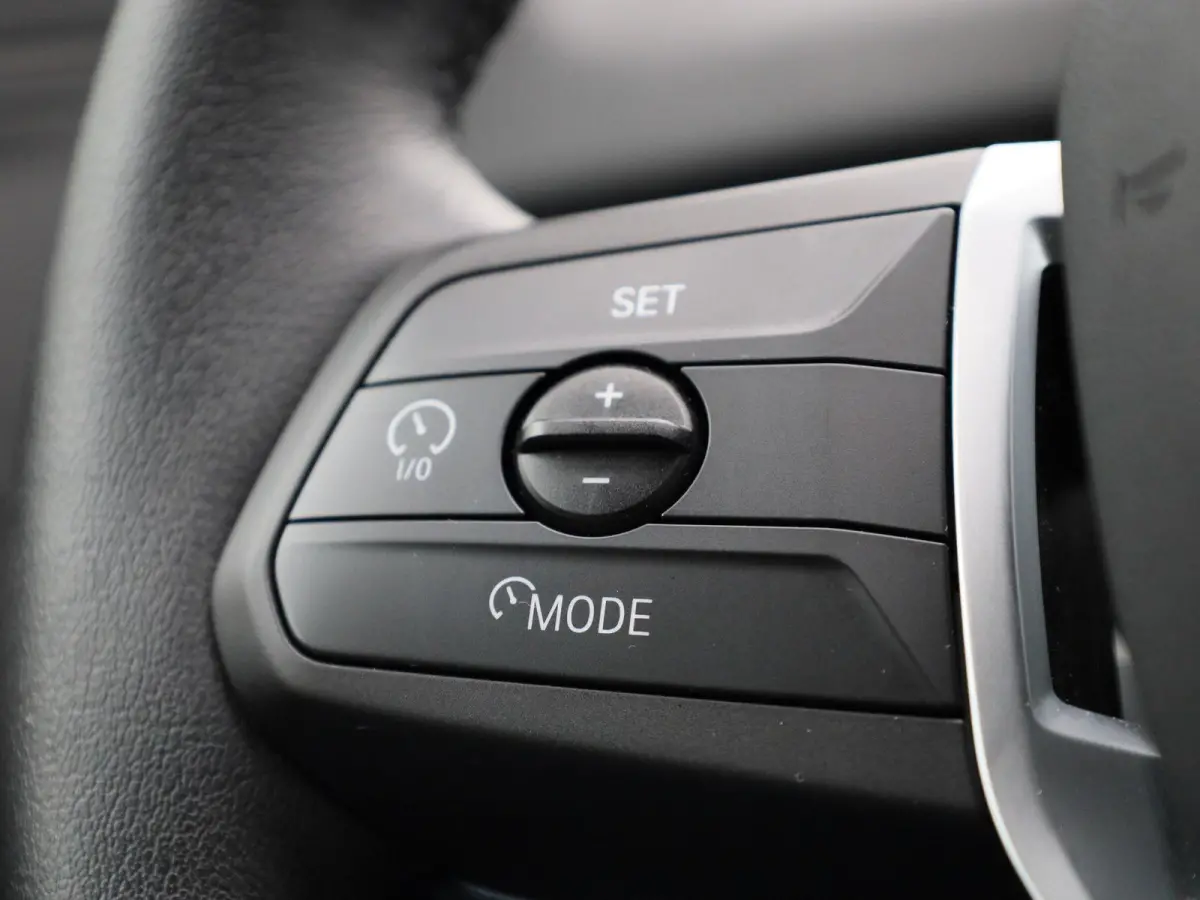 xDrive25e | LEER | CAMERA | STOELVERWARMING | NAVIGATIE