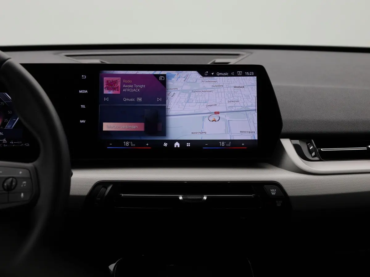 xDrive25e | LEER | CAMERA | STOELVERWARMING | NAVIGATIE