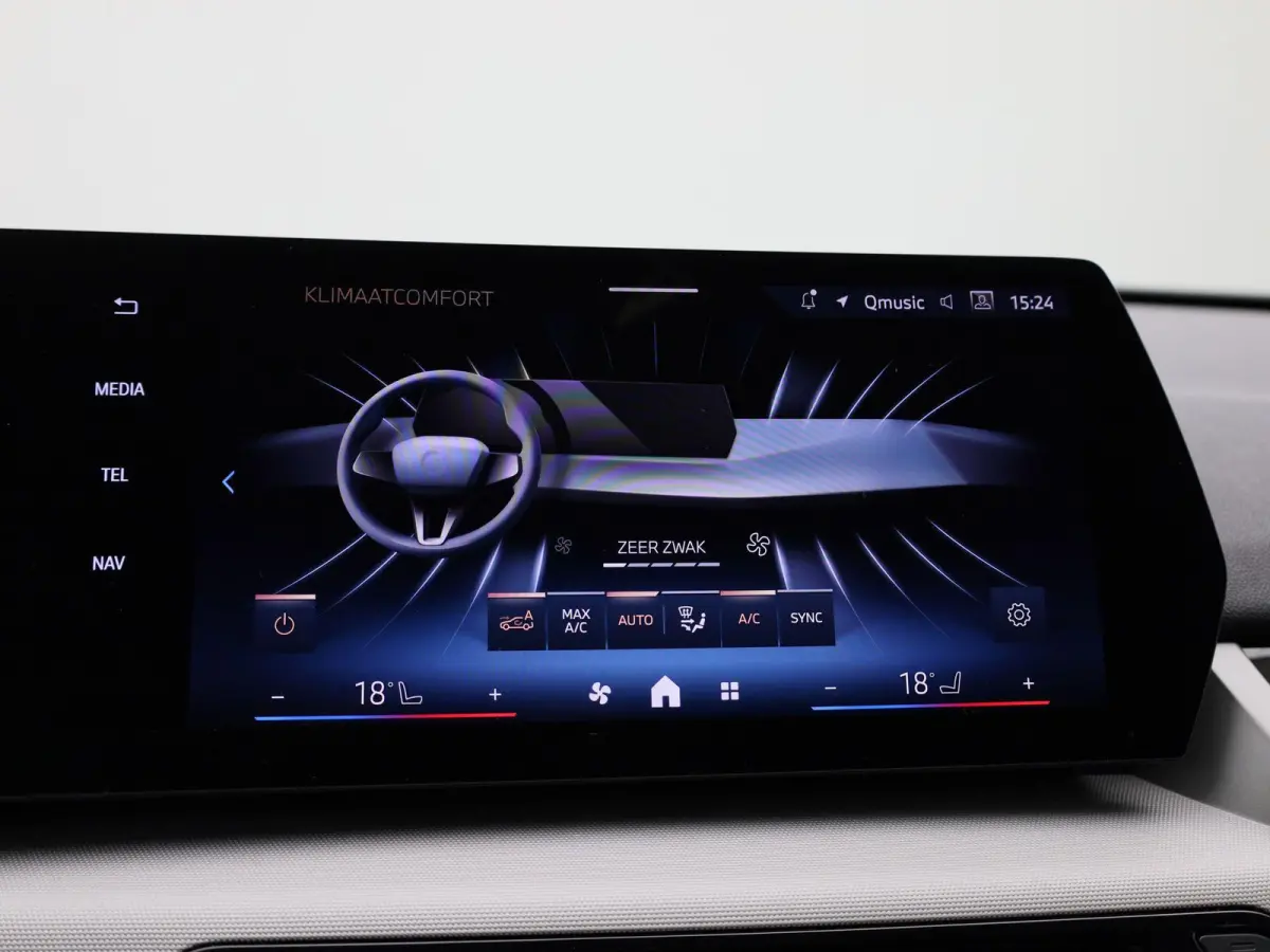 xDrive25e | LEER | CAMERA | STOELVERWARMING | NAVIGATIE