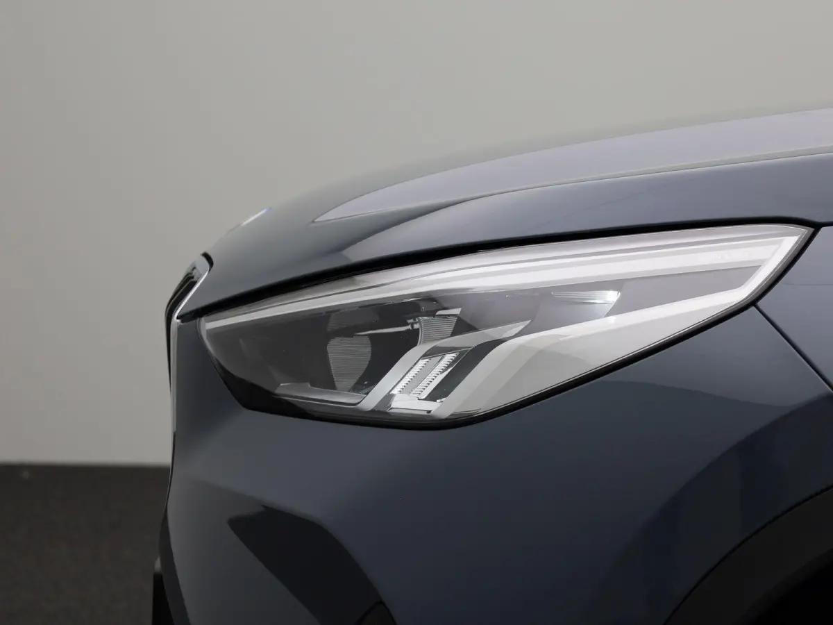 xDrive25e | LEER | CAMERA | STOELVERWARMING | NAVIGATIE