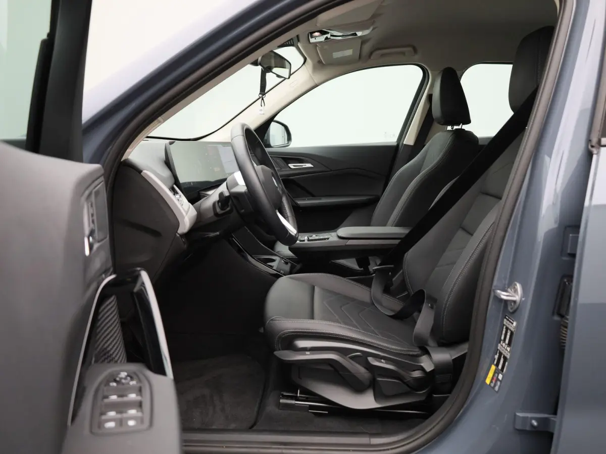 xDrive25e | LEER | CAMERA | STOELVERWARMING | NAVIGATIE