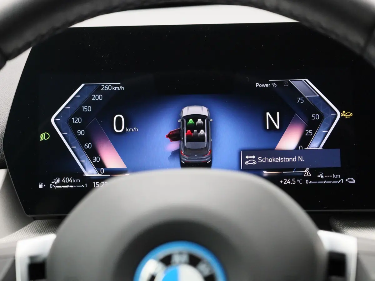 xDrive25e | LEER | CAMERA | STOELVERWARMING | NAVIGATIE