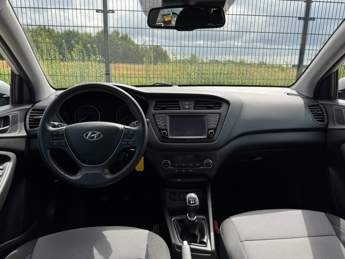 1.0 T-GDI Comfort |1ste Eigenaar | PDC | Camera | Navi |