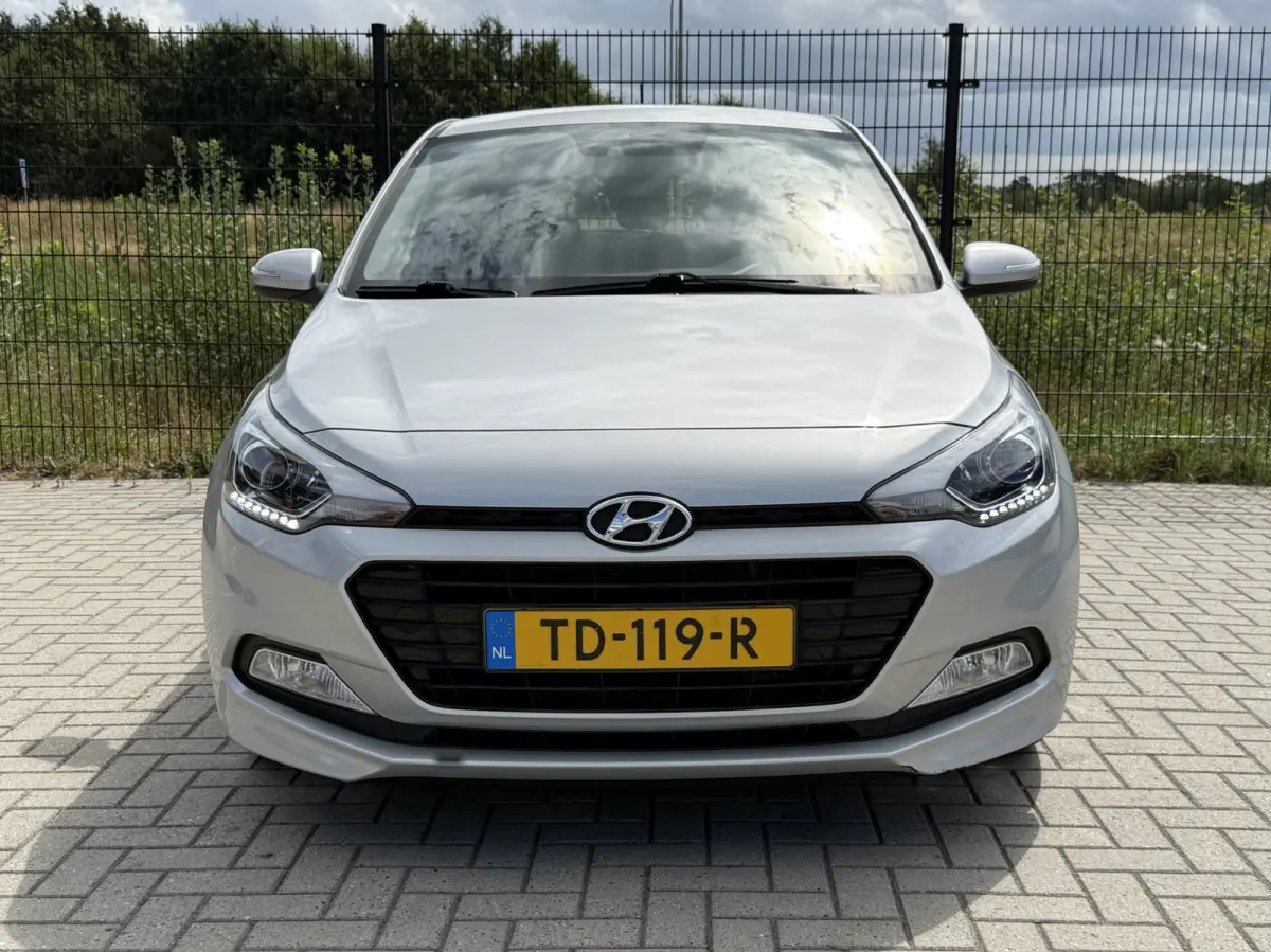 1.0 T-GDI Comfort |1ste Eigenaar | PDC | Camera | Navi |