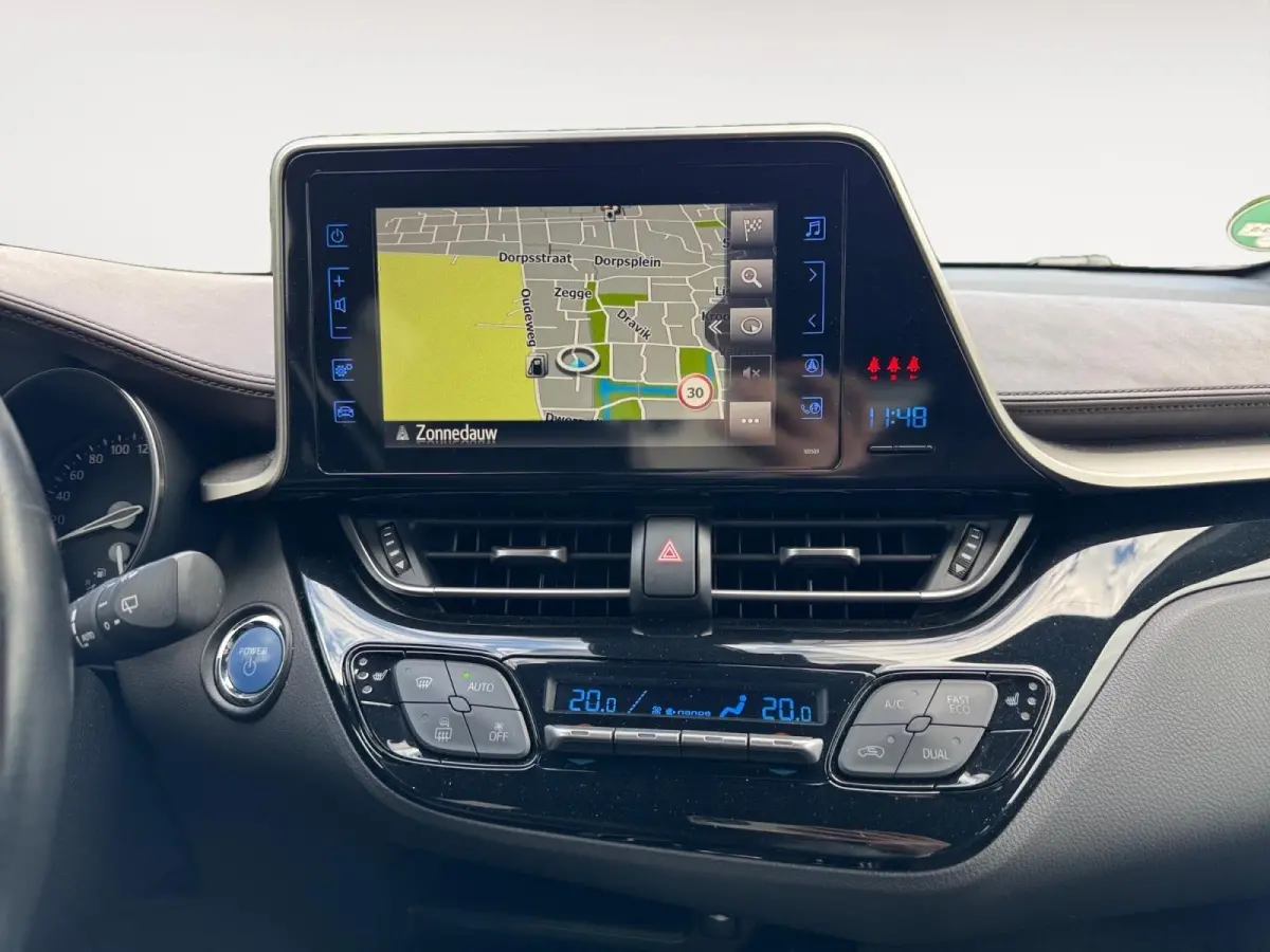 1.8 Hybrid Executive | Climate control | Trekhaak | Keyless | Adaptive cruise control | Navigatie
