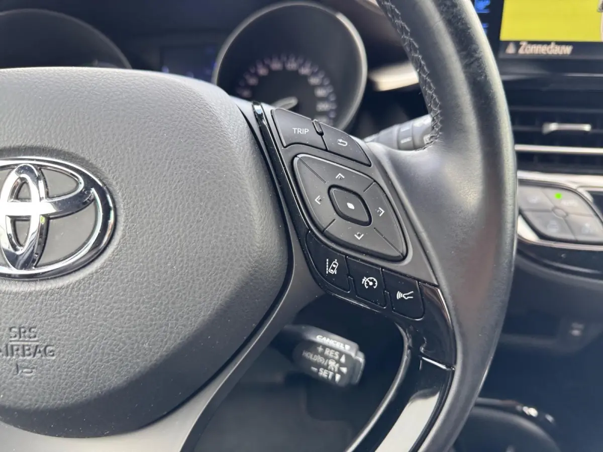 1.8 Hybrid Executive | Climate control | Trekhaak | Keyless | Adaptive cruise control | Navigatie