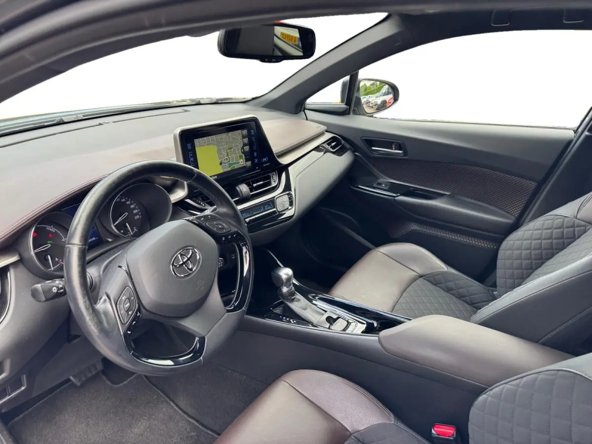 1.8 Hybrid Executive | Climate control | Trekhaak | Keyless | Adaptive cruise control | Navigatie