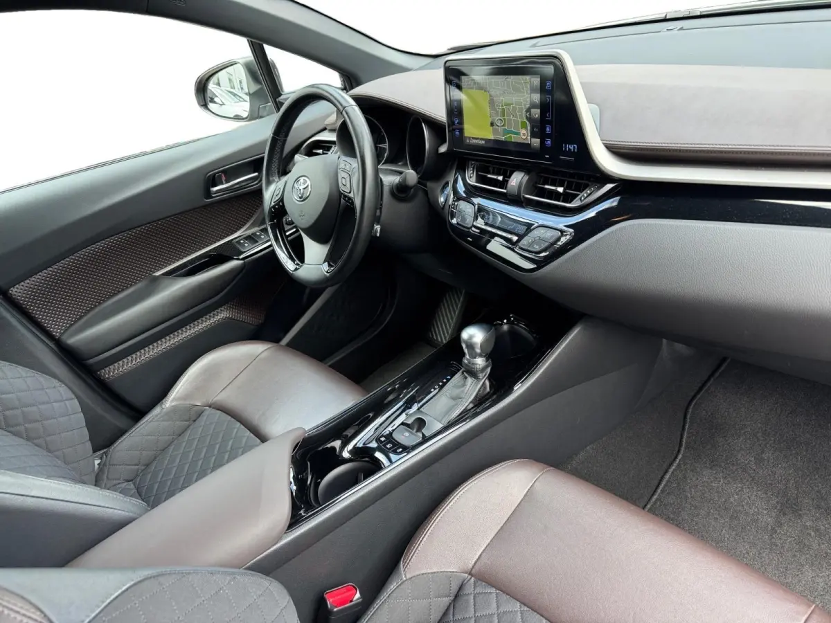 1.8 Hybrid Executive | Climate control | Trekhaak | Keyless | Adaptive cruise control | Navigatie