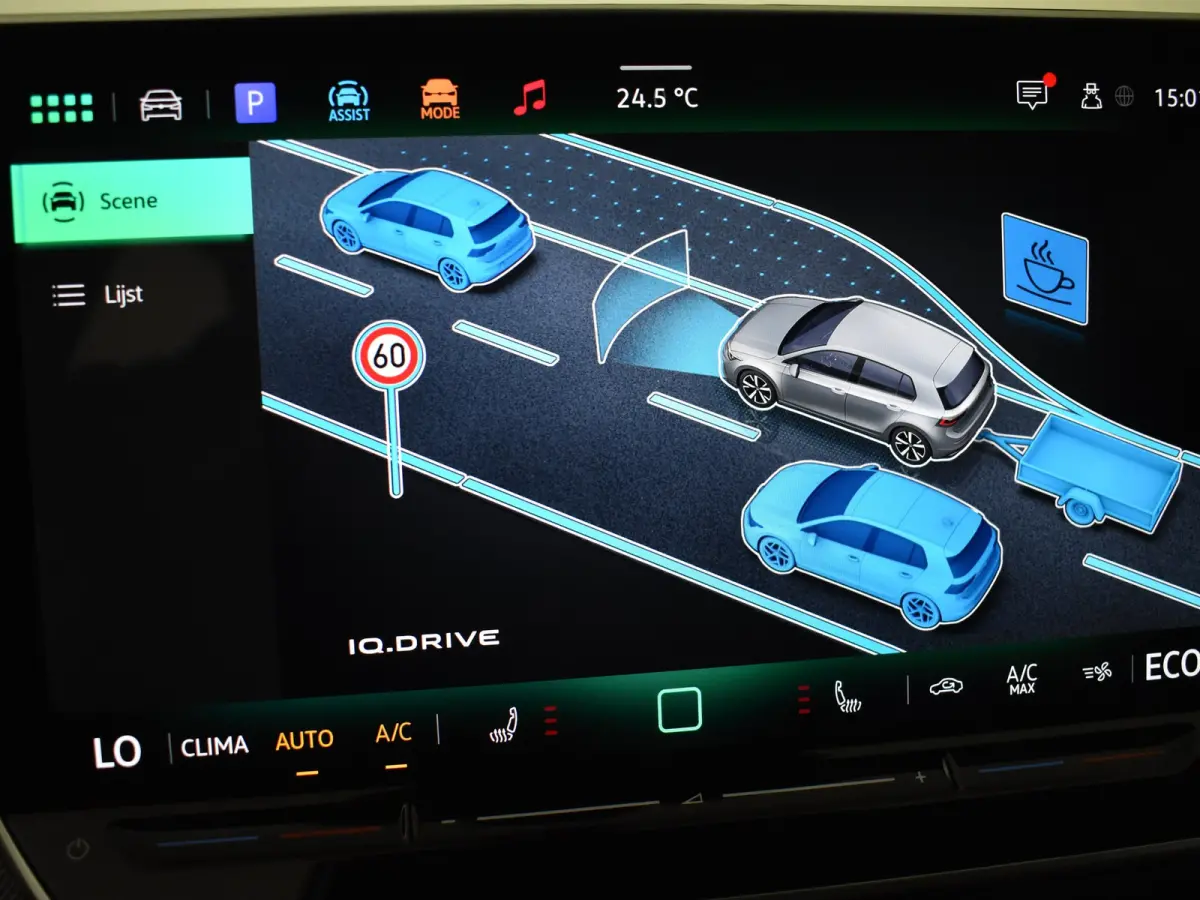 1.5 eHybrid GTE 272PK DSG/AUTO | Camera | IQ Light l Elektr. Trekhaak | Parkeerassistent | Head-up Display | Stoel/stuurverwarming | App connect | Dodehoek detectie |IQ Lights | DAB | 17"LMV