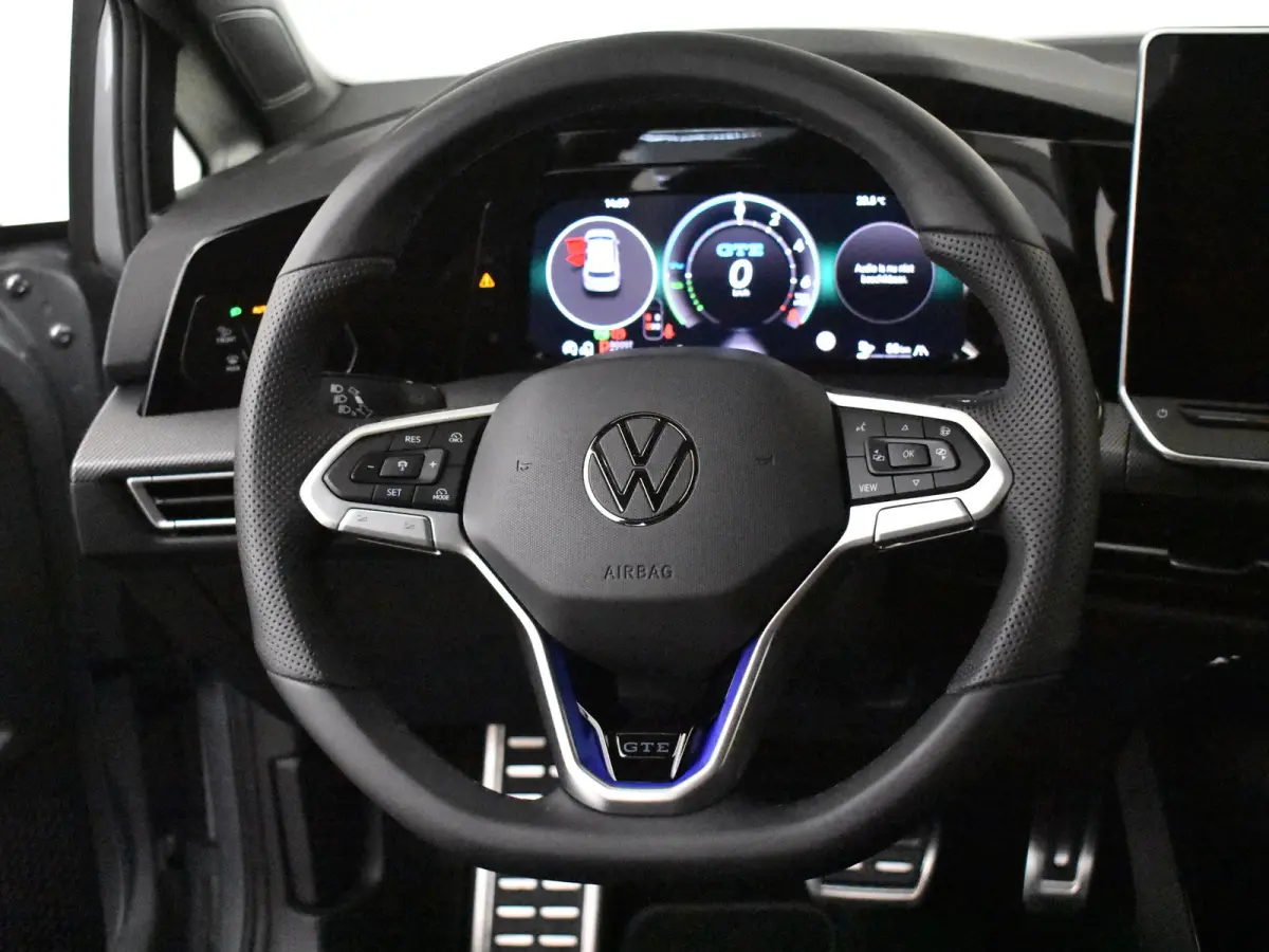1.5 eHybrid GTE 272PK DSG/AUTO | Camera | IQ Light l Elektr. Trekhaak | Parkeerassistent | Head-up Display | Stoel/stuurverwarming | App connect | Dodehoek detectie |IQ Lights | DAB | 17"LMV