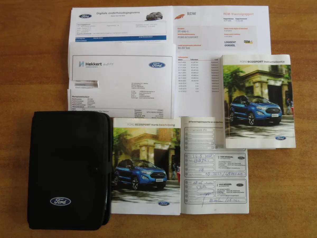 1.0 EcoBoost Titanium | CARPLAY | NAVI | CRUISE CONTROL | LICHTMETALEN VELGEN | PARKEERSENSORS |