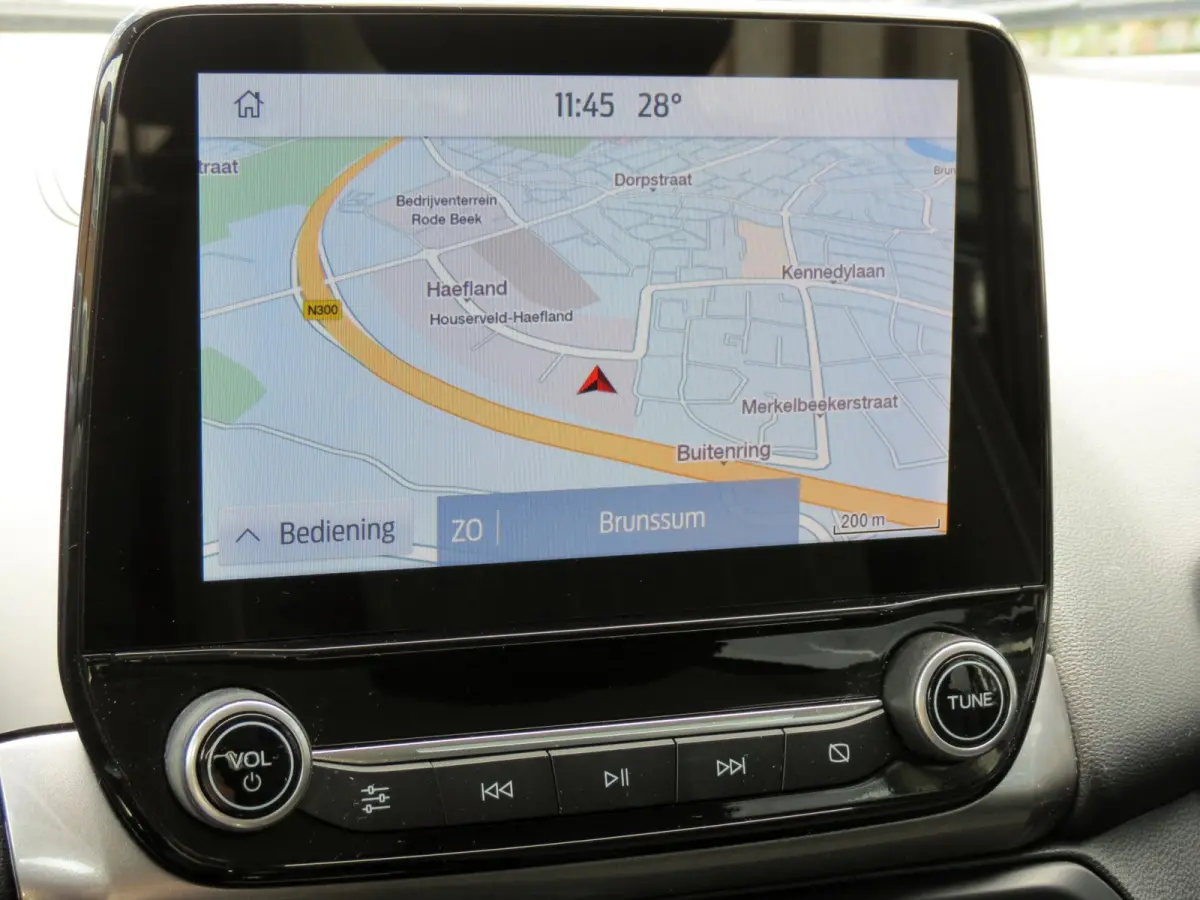 1.0 EcoBoost Titanium | CARPLAY | NAVI | CRUISE CONTROL | LICHTMETALEN VELGEN | PARKEERSENSORS |