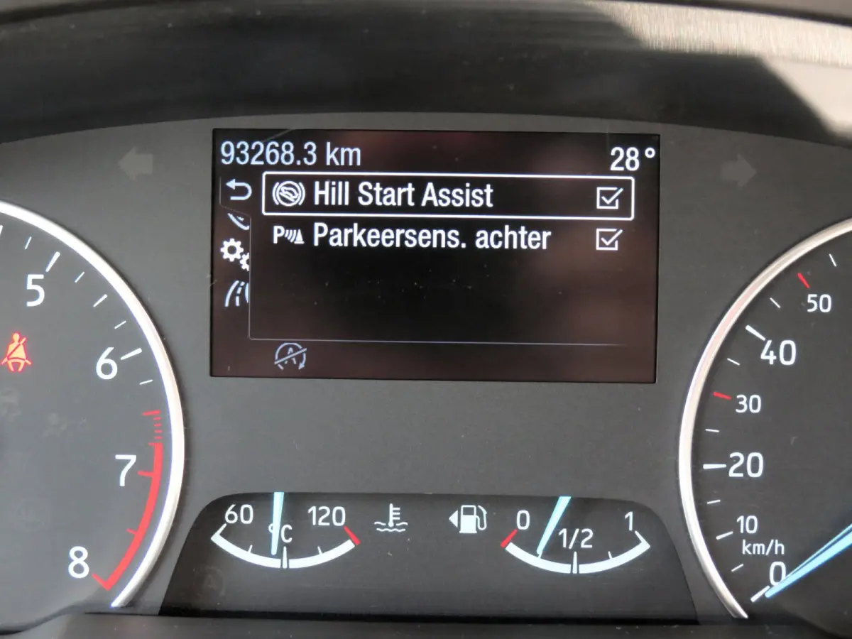 1.0 EcoBoost Titanium | CARPLAY | NAVI | CRUISE CONTROL | LICHTMETALEN VELGEN | PARKEERSENSORS |