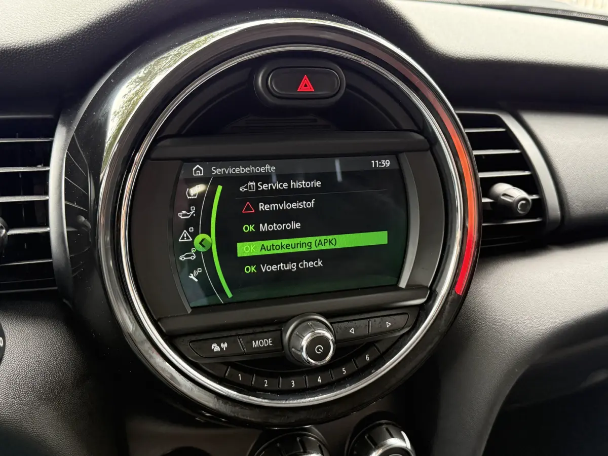 1.5 One Pepper Automaat | British Racing Green | Dealer onderhouden | Origineel NL auto