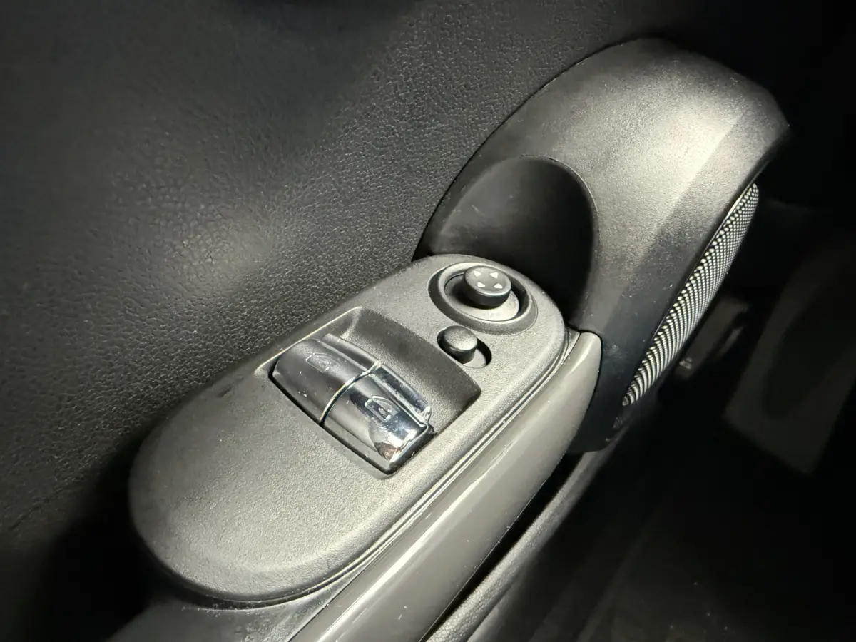 1.5 One Pepper Automaat | British Racing Green | Dealer onderhouden | Origineel NL auto