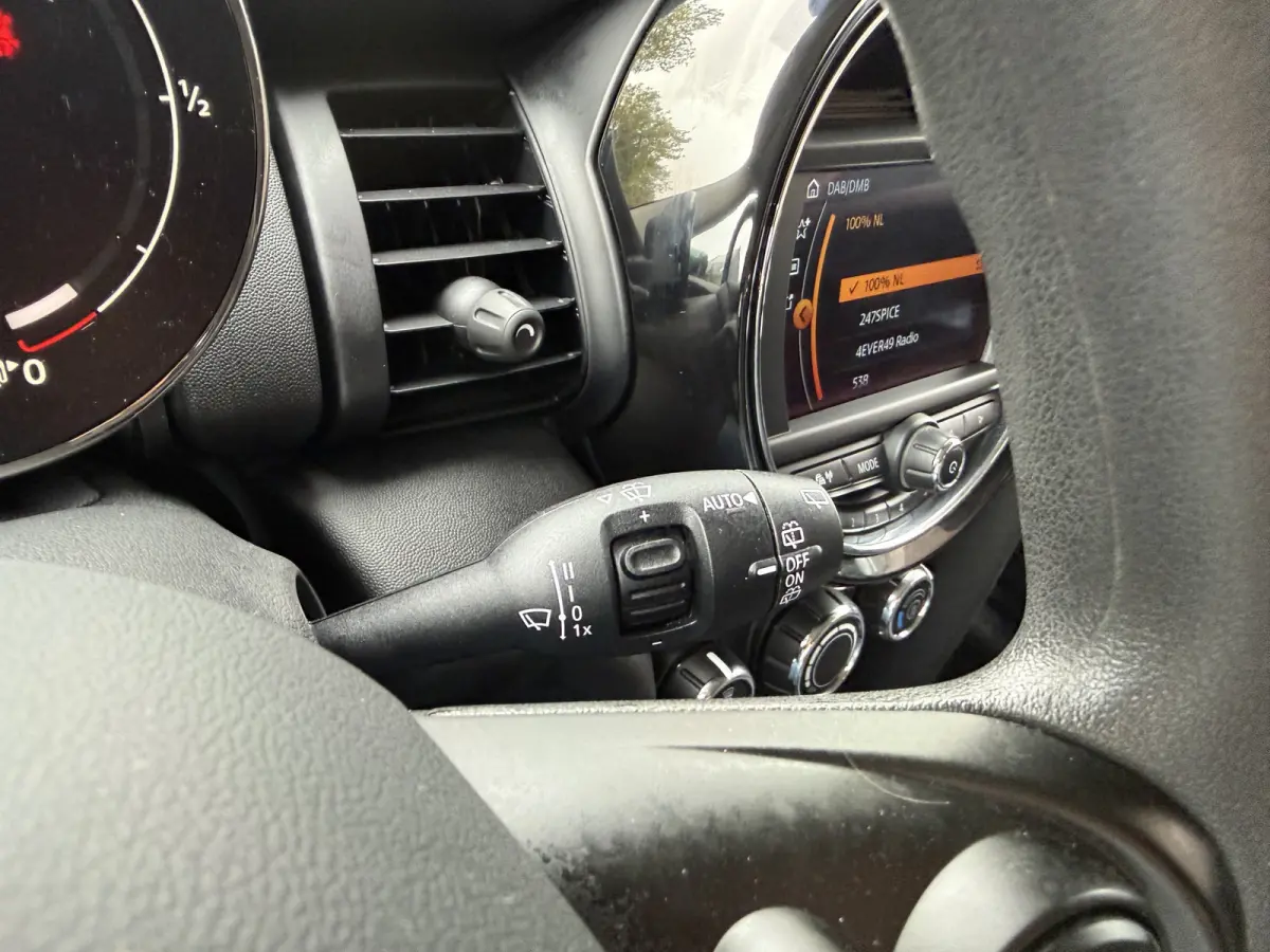 1.5 One Pepper Automaat | British Racing Green | Dealer onderhouden | Origineel NL auto