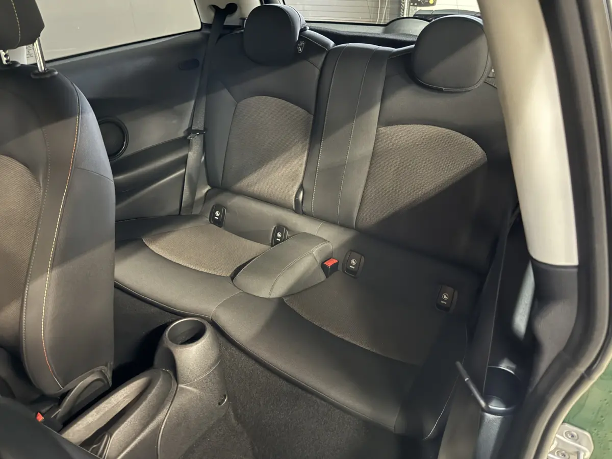 1.5 One Pepper Automaat | | Bluetooth | Dealer onderhouden | Origineel NL auto