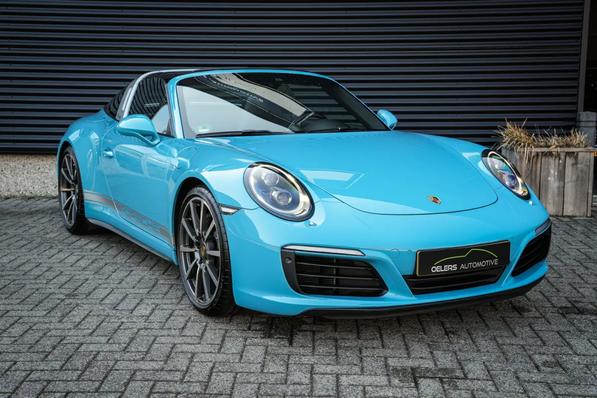 991.2 3.0 4 | Miami Blue | Sportchrono | Stoelventilatie | Leder | CarPlay | Camera | Uniek! |