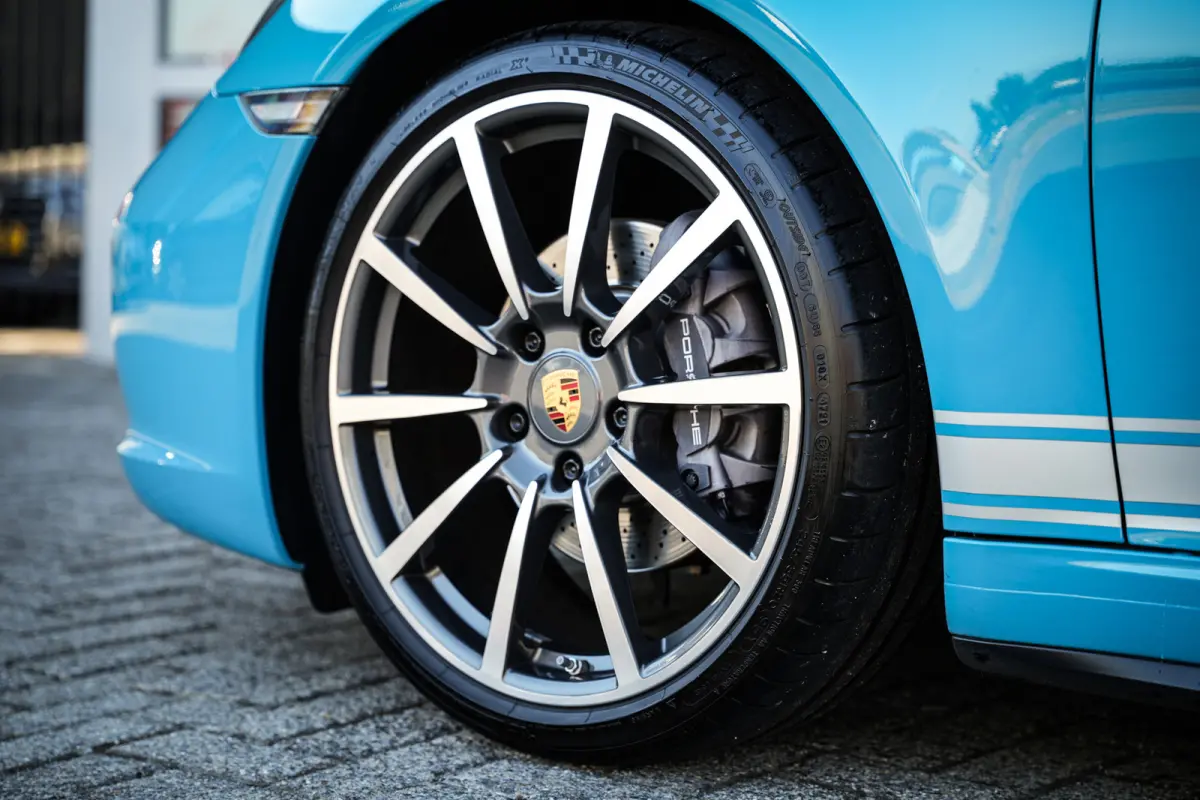 991.2 3.0 4 | Miami Blue | Sportchrono | Stoelventilatie | Leder | CarPlay | Camera | Uniek! |