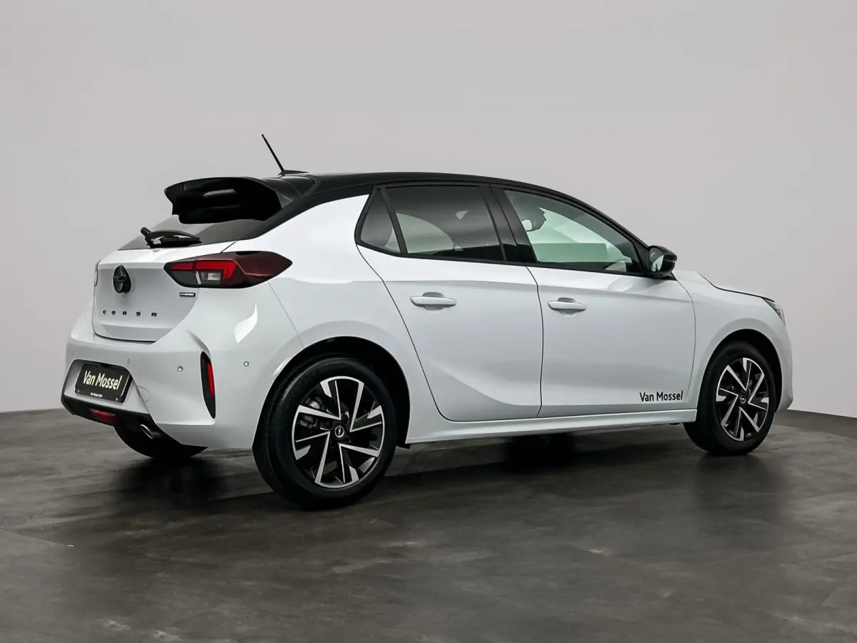 1.2 Turbo Hybrid Yes | Demonstratieauto | Camera | Sensoren V+A | Apple Carplay & Android Auto | Stoel&Stuur Verwarming | 110PK | Automaat | Cruise Control | Tot 8 jaar speciale garantie!