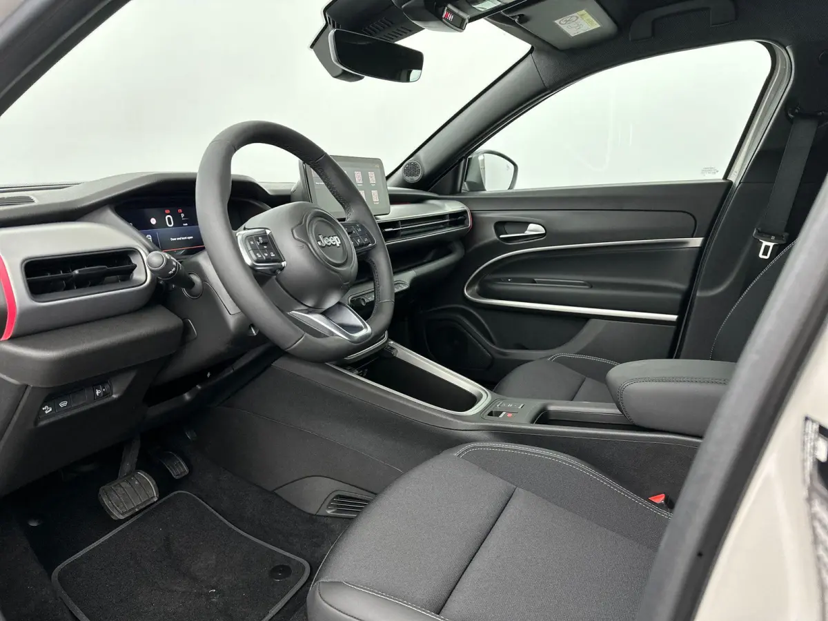 1.2 e-Hybrid Summit | Camera | Navigatie | Stoel&Stuur Verwarming| Elektrische Achterklep | JBL