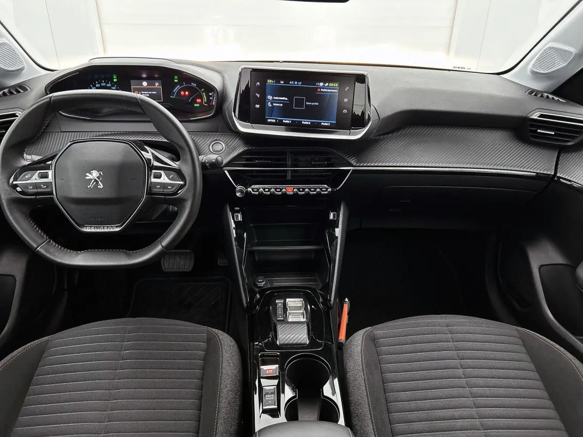 EV Active 50 kWh | 1ste Eigenaar | Automaat | Accu 98% | Navigatie | Climate control | Cruise control | Bluetooth | Apple carplay | Android auto |