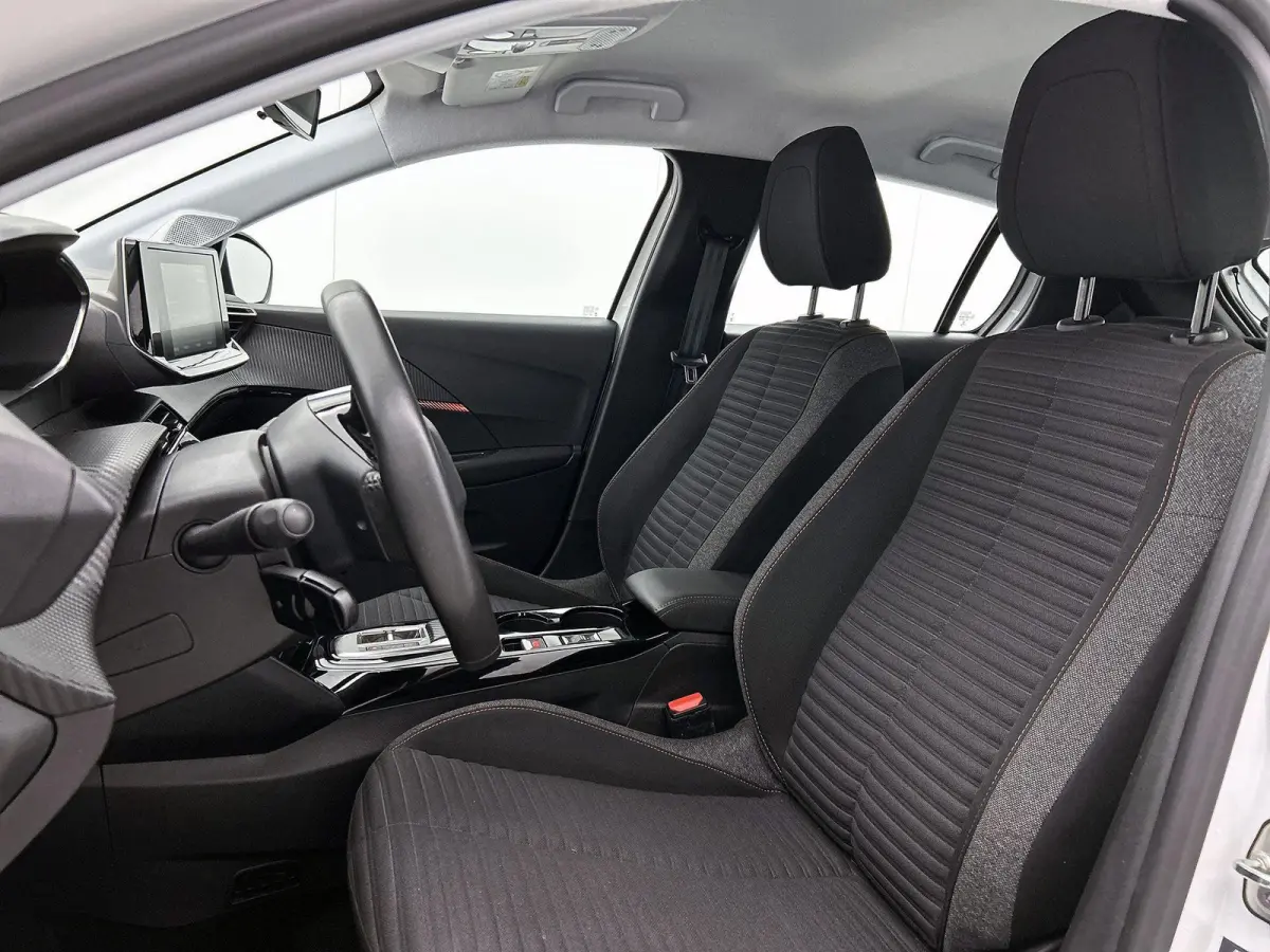 EV Active 50 kWh | 1ste Eigenaar | Automaat | Accu 98% | Navigatie | Climate control | Cruise control | Bluetooth | Apple carplay | Android auto |