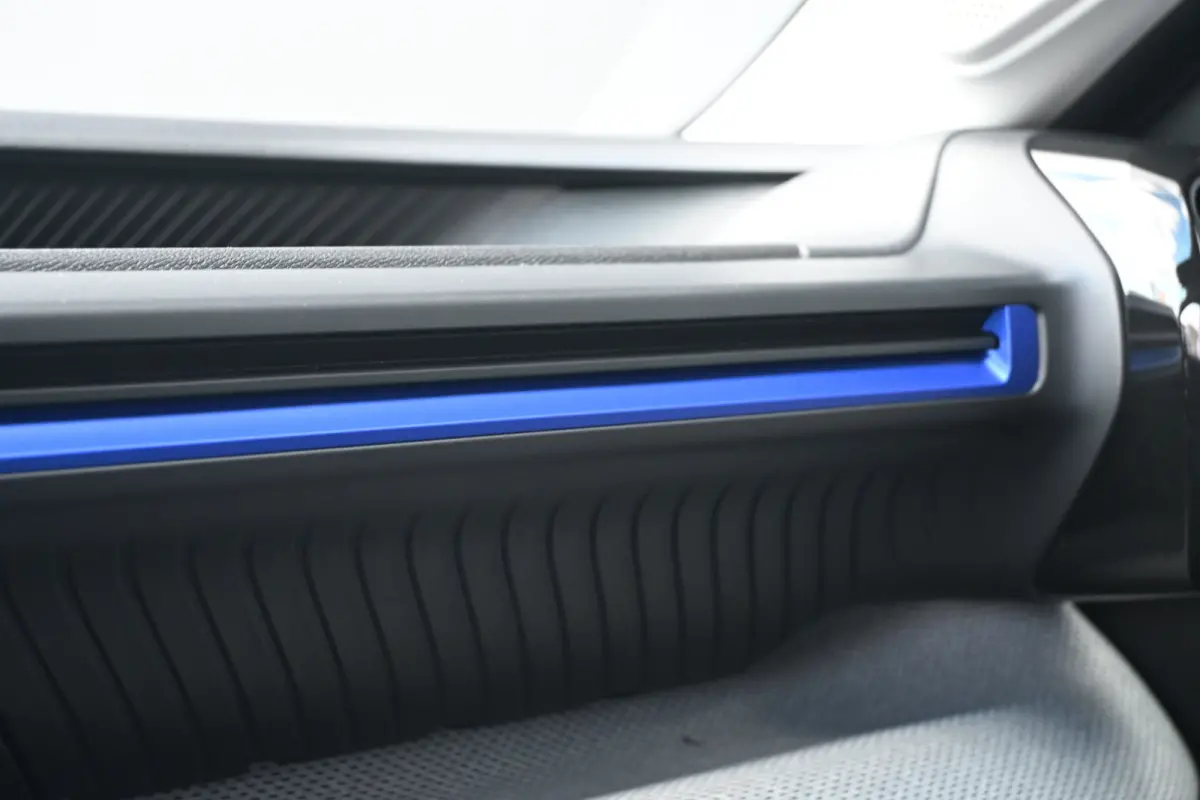 Plus 113pk Comfort Range 44 kWh DEMO-DEAL! Tot 8 Jaar Garantie! | Navigatie by App | Cruise Control | Airco | Full-LED | Parkeersensoren |