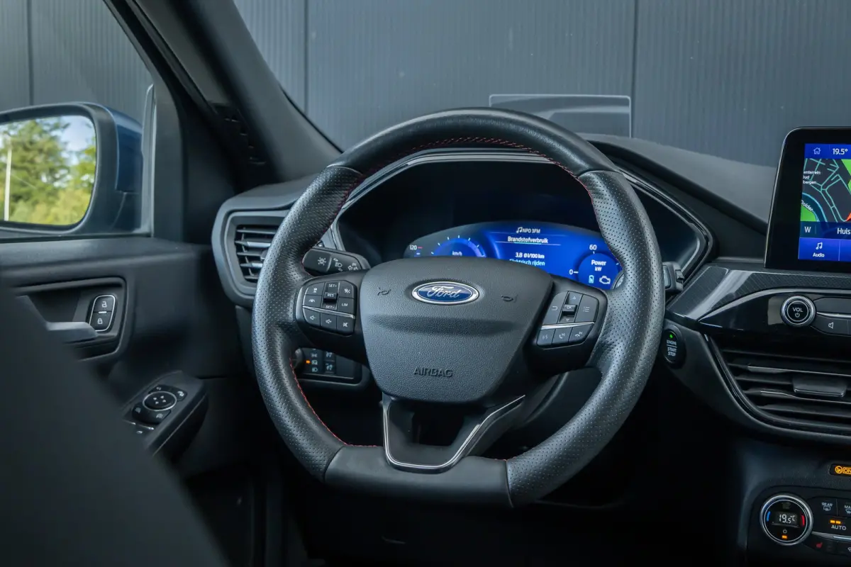 2.5 PHEV ST-Line X | SOH 93% | Panoramadak | Elec. Trekhaak | 100% Dealer O.h. | Adapt. Cruise | Head-Up Display | Elektr. Klep | Full LED | Dodehoek Detectie | B&O audio | Half Leder / alca