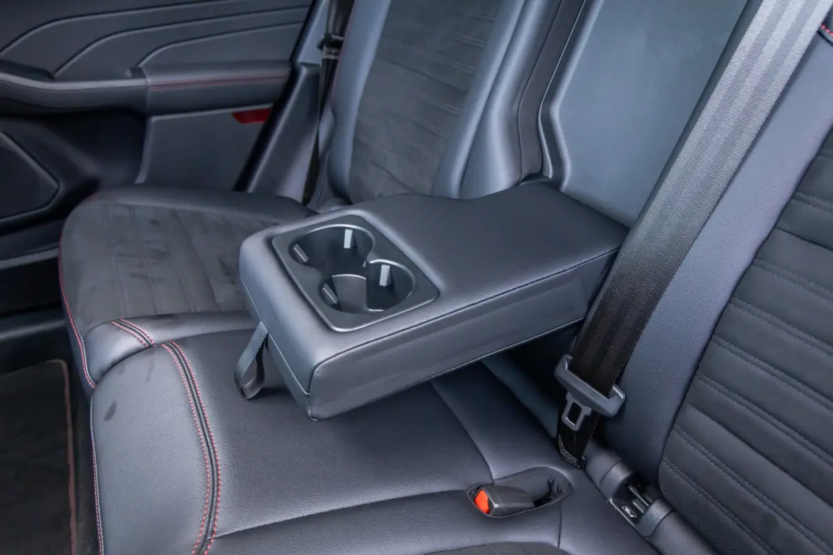2.5 PHEV ST-Line X | SOH 93% | Panoramadak | Elec. Trekhaak | 100% Dealer O.h. | Adapt. Cruise | Head-Up Display | Elektr. Klep | Full LED | Dodehoek Detectie | B&O audio | Half Leder / alca