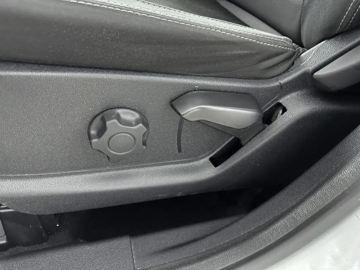 125pk Trend Ultimate | Apple Carplay/ Android Auto | Airco | Navigatie | Cruise Control