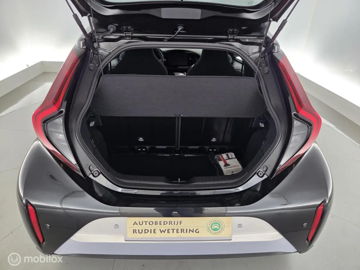 Hybrid 115 Pulse Keyless|cam|pdc|carplay|dab|lmv17