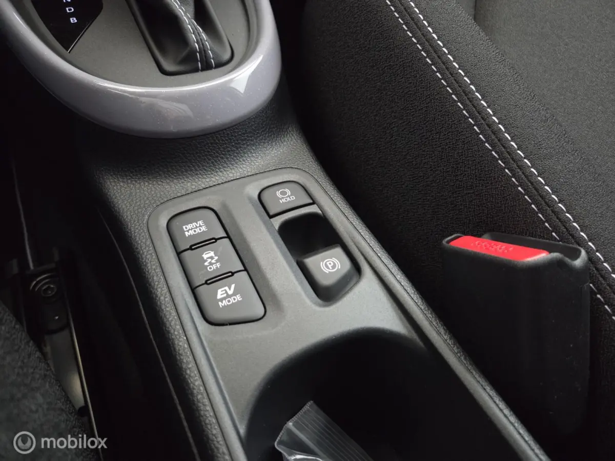 Hybrid 115 Pulse Keyless|cam|pdc|carplay|dab|lmv17