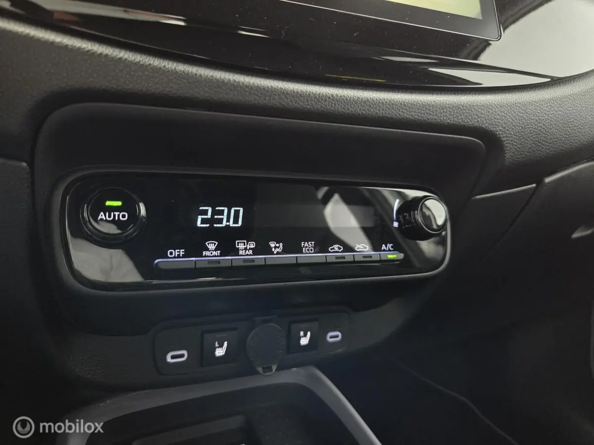 Hybrid 115 Pulse Keyless|cam|pdc|carplay|dab|lmv17