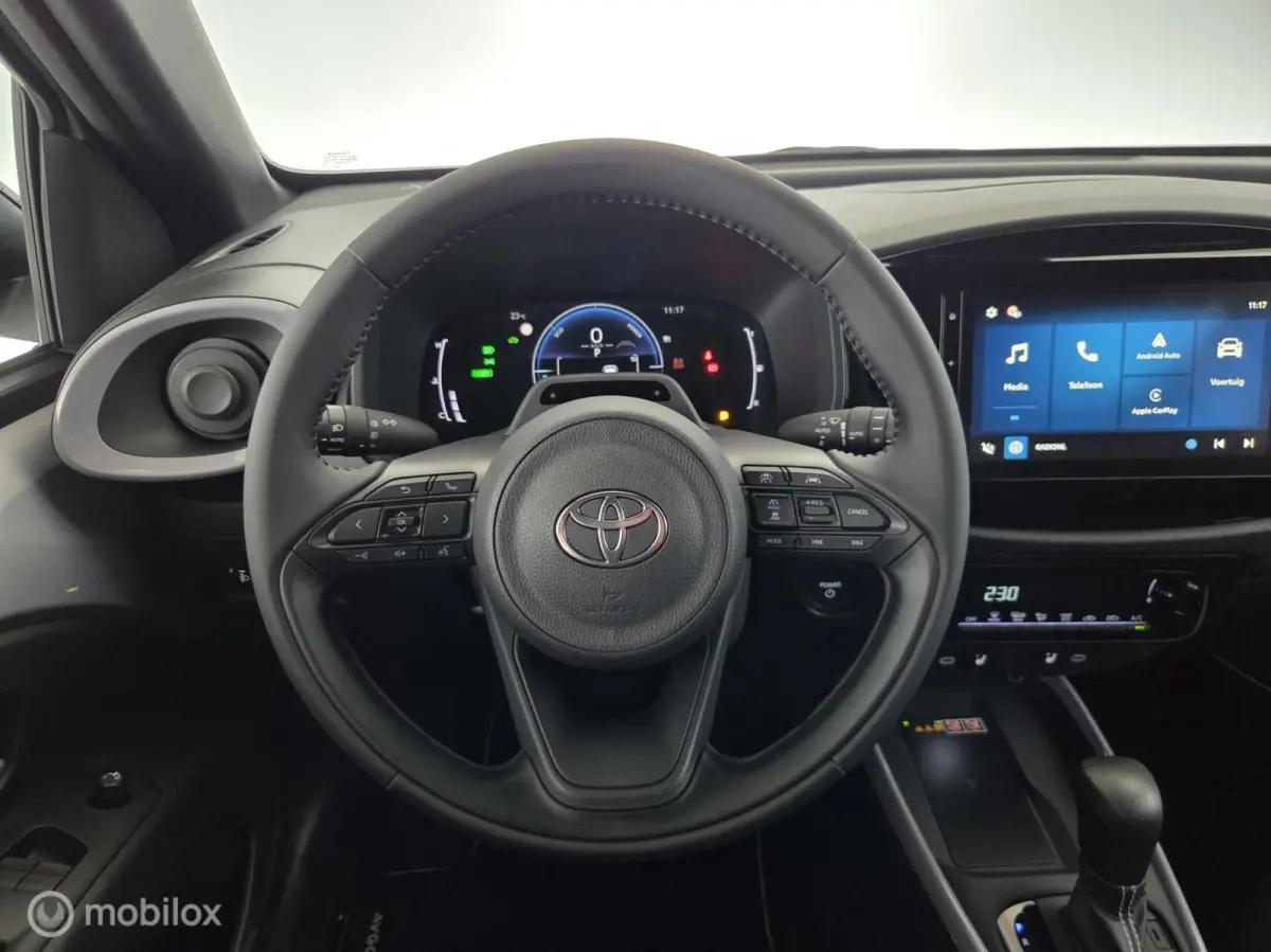 Hybrid 115 Pulse Keyless|cam|pdc|carplay|dab|lmv17