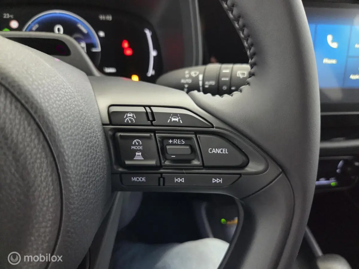 Hybrid 115 Pulse Keyless|cam|pdc|carplay|dab|lmv17