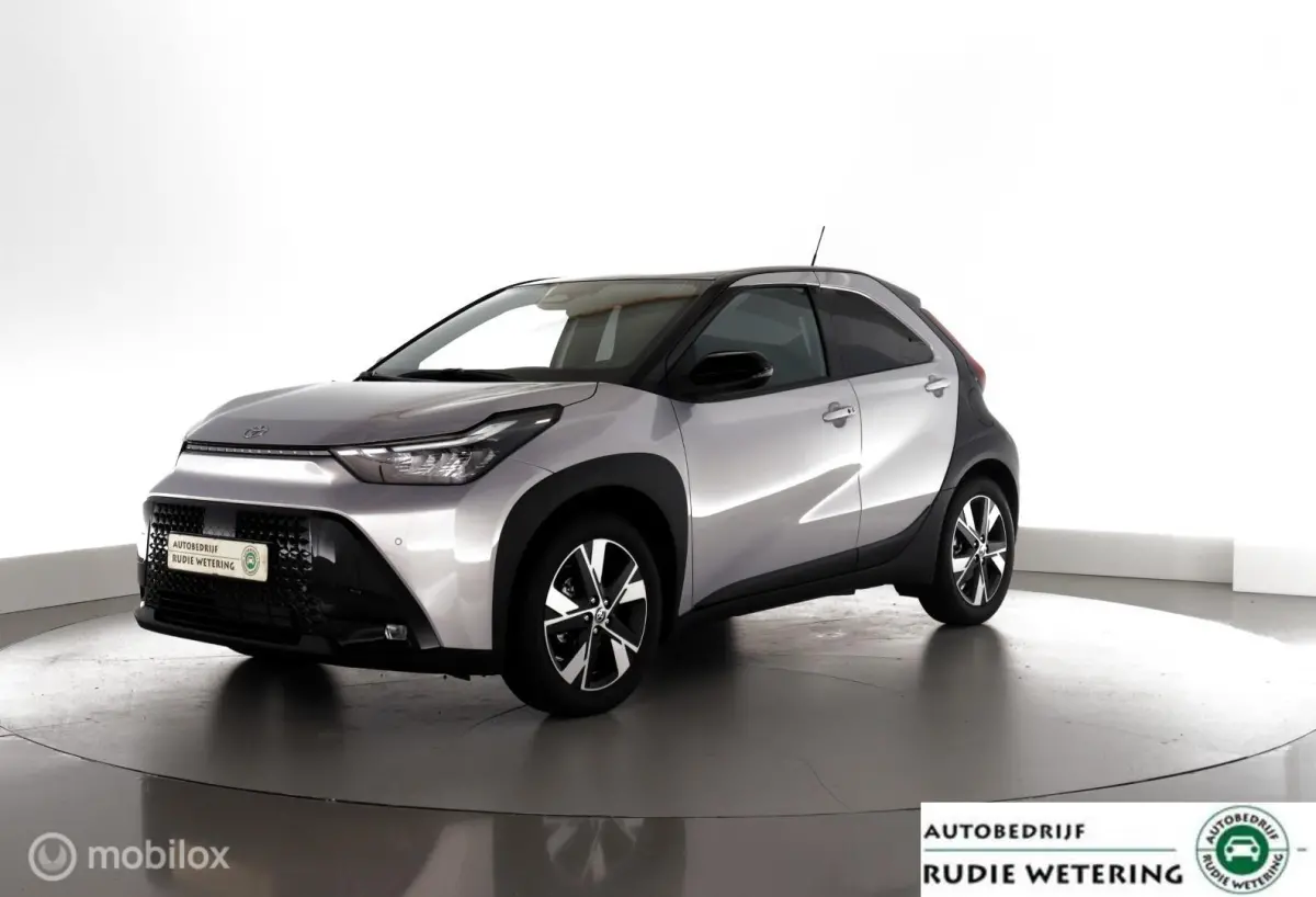 Hybrid 115 Pulse Keyless|cam|pdc|carplay|dab|lmv17