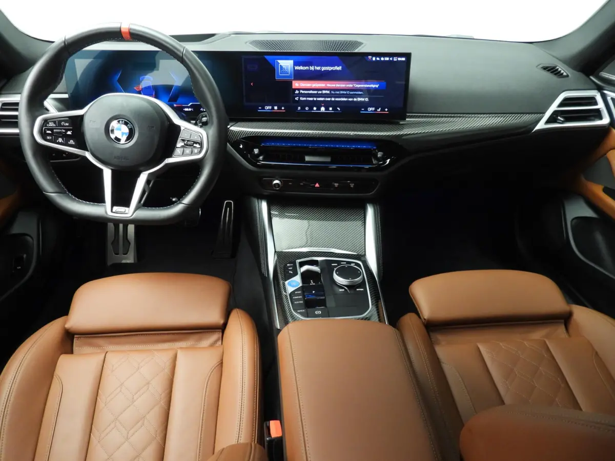 M60 | M-Sportpakket | LED | Leder | HUD | Active Cruise | SOH 100% | Panoramadak | Sportstoelen | DAB | Harman-Karton Sound | Alu 20 Inch