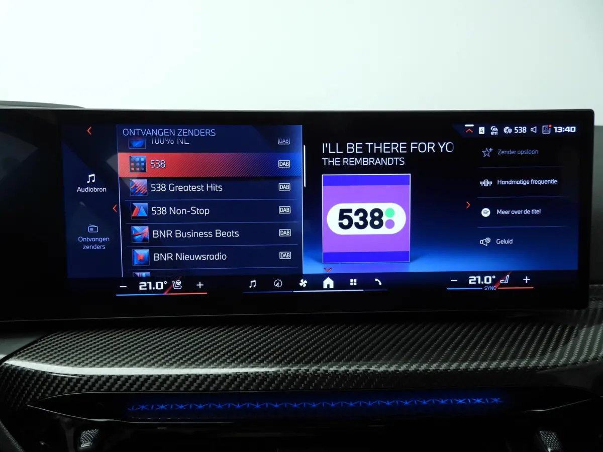 M60 | M-Sportpakket | LED | Leder | HUD | Active Cruise | SOH 100% | Panoramadak | Sportstoelen | DAB | Harman-Karton Sound | Alu 20 Inch