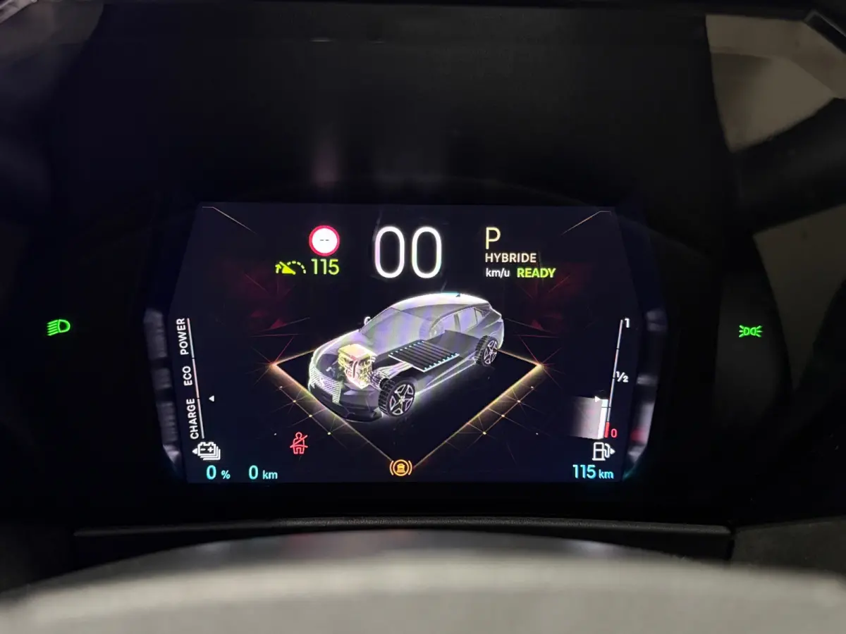 E-Tense Performance Line+ E 225 PHEV AUT SOH99% Navi Camera