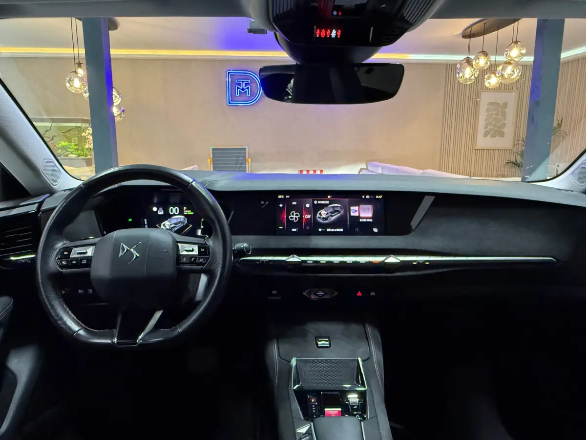 E-Tense Performance Line+ E 225 PHEV AUT SOH99% Navi Camera