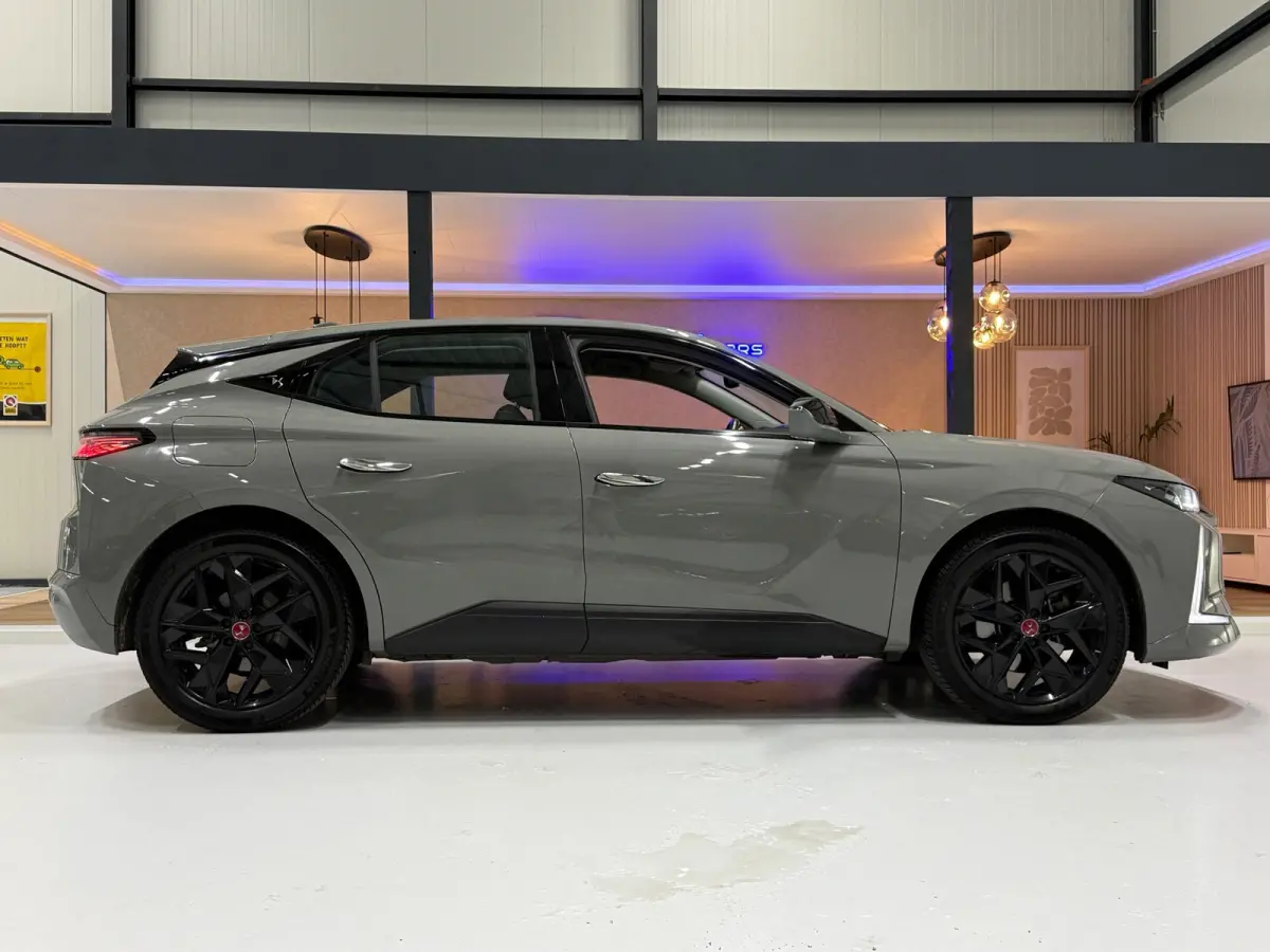 E-Tense Performance Line+ E 225 PHEV AUT SOH99% Navi Camera