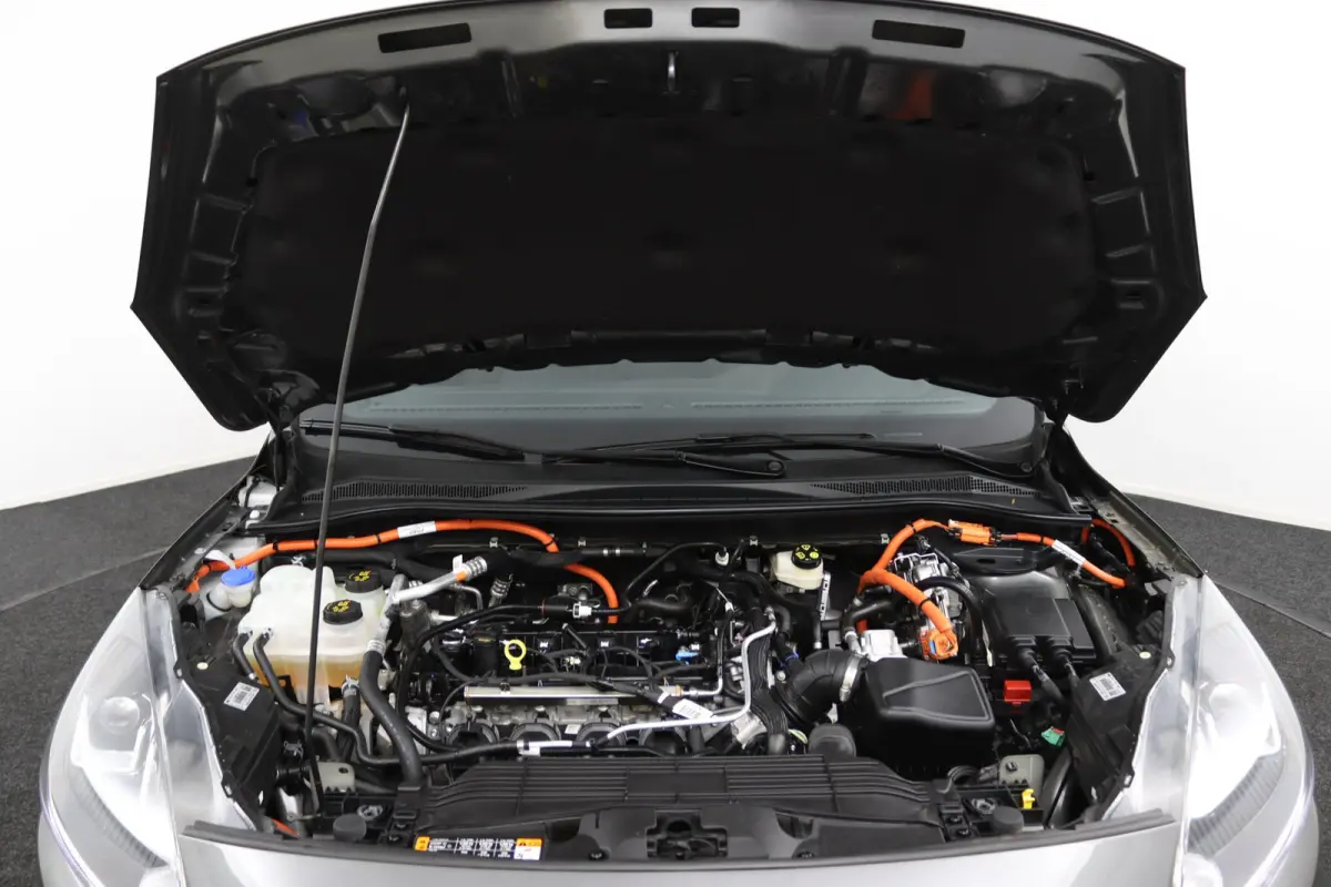 2.5 PHEV ST-Line | Winterpack | Adaptive Cruise | BLIS | Camera's | CarPlay/Android Auto | Keyless | Navigatie
