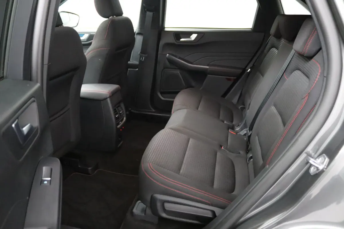 2.5 PHEV ST-Line | Winterpack | Adaptive Cruise | BLIS | Camera's | CarPlay/Android Auto | Keyless | Navigatie