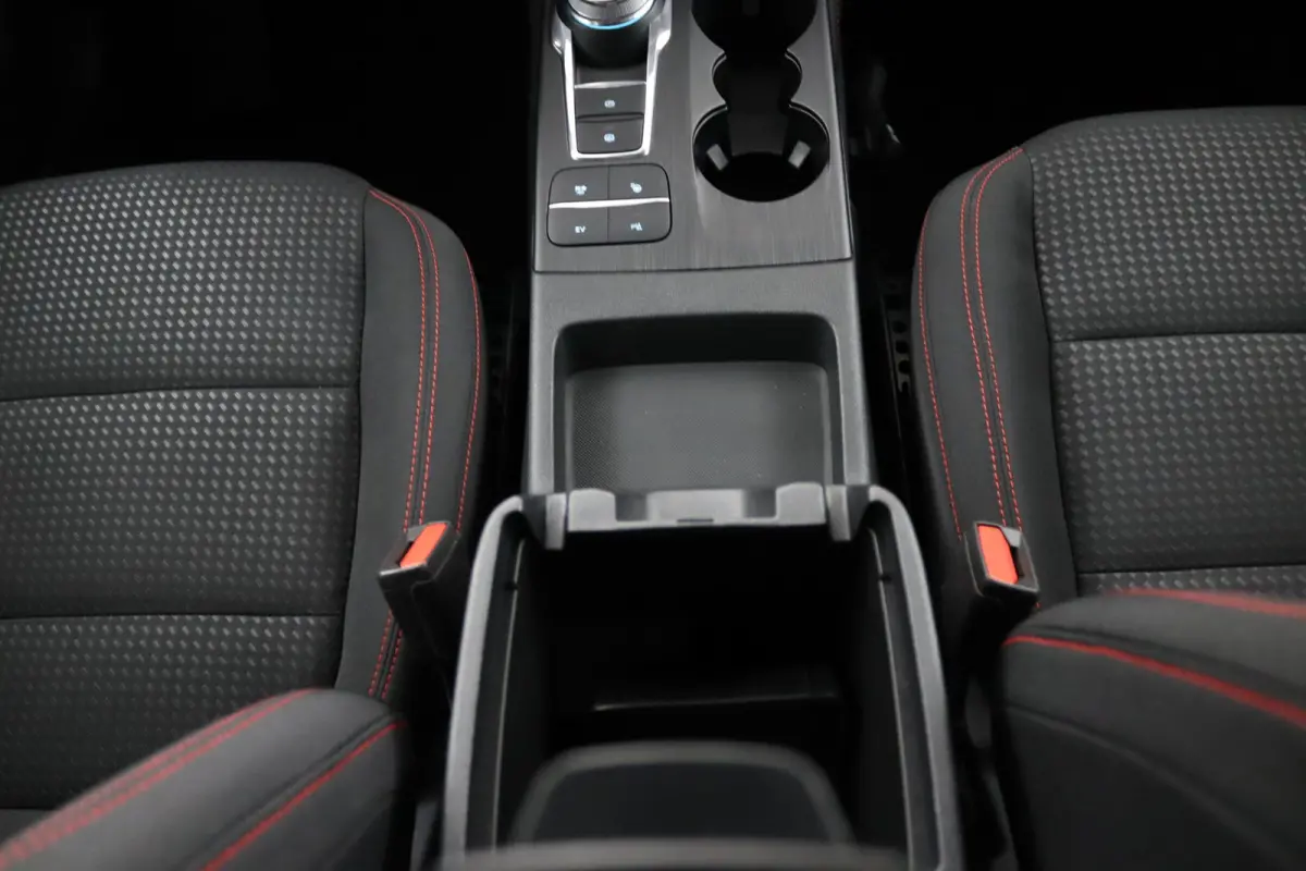 2.5 PHEV ST-Line | Winterpack | Adaptive Cruise | BLIS | Camera's | CarPlay/Android Auto | Keyless | Navigatie