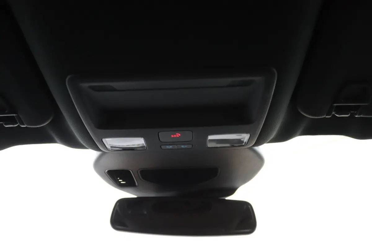 2.5 PHEV ST-Line | Winterpack | Adaptive Cruise | BLIS | Camera's | CarPlay/Android Auto | Keyless | Navigatie