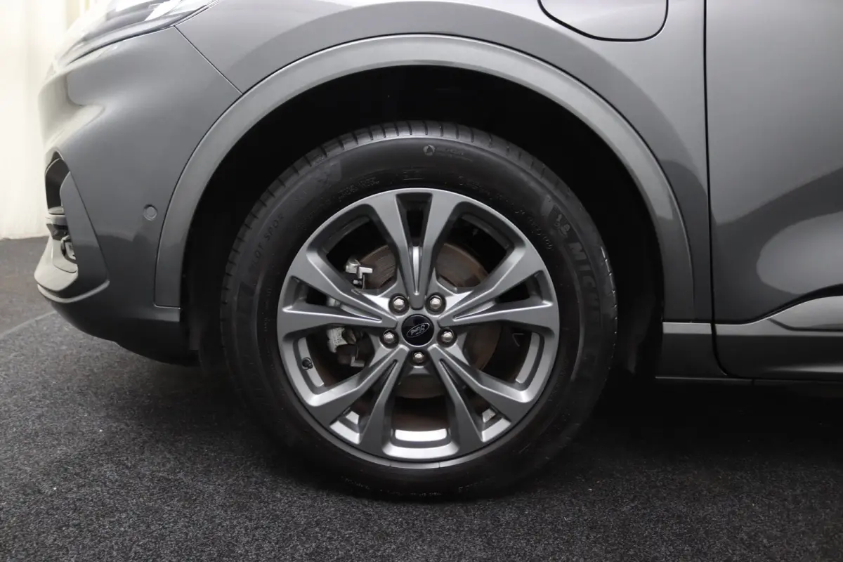2.5 PHEV ST-Line | Winterpack | Adaptive Cruise | BLIS | Camera's | CarPlay/Android Auto | Keyless | Navigatie